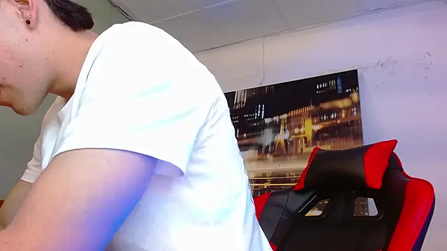 Snapshot of alexgiraldo__ chatting on 07.15.26 alexgiraldo online show from 07.15.26