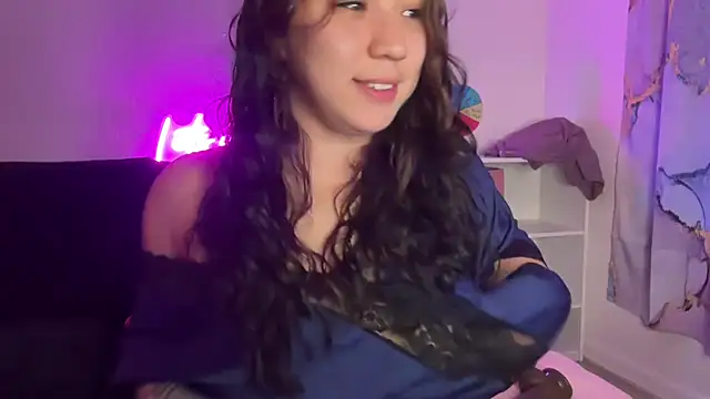 Snapshot of nina_lovez chatting on 10.20.25 nina lovez online show from 10.20.25