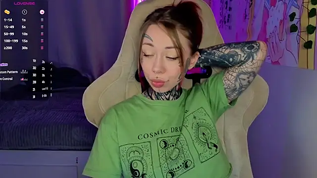 bunnykellyyy online show from 04.30.26