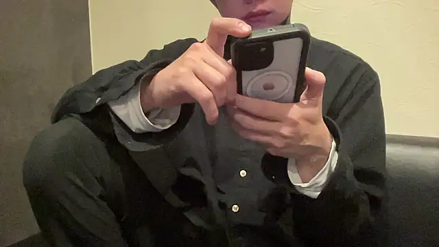 ko-ki012 online show from 10.19.25