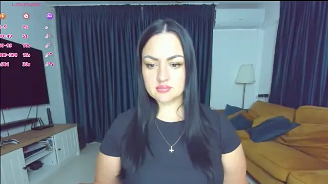 Snapshot of AliTemptress chatting on 09.18.25 AliTemptress online show from 09.18.25