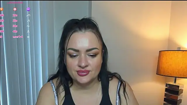 Snapshot of AliTemptress chatting on 10.29.25 AliTemptress online show from 10.29.25