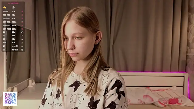 LynneHaviland online show from 10.23.25