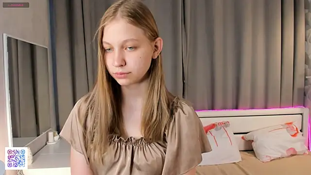 LynneHaviland online show from 10.31.25