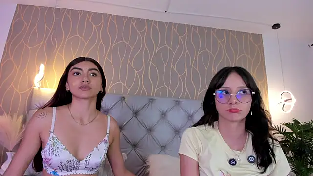 Naughty Couple83 online show from 06.02.26