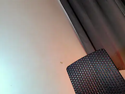 your hottest kim online show from 12.18.25