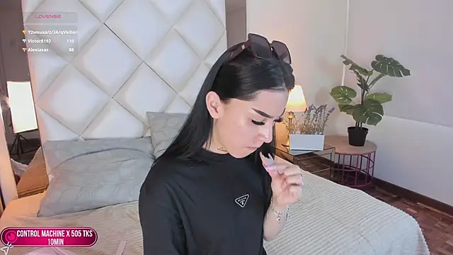 Megan DH online show from 09.18.25