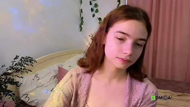 Evi Brook online show from 10.04.25