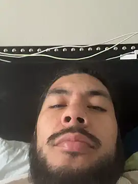 Snapshot of Bbrn69official chatting on 10.11.25 Bbrn69official online show from 10.11.25