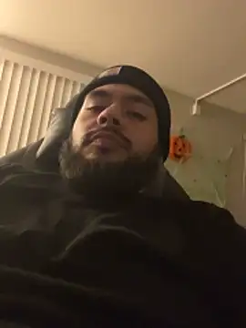 Snapshot of Bbrn69official chatting on 10.30.25 Bbrn69official online show from 10.30.25