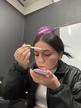 Alyha Cortes online show from 02.18.26