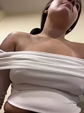 Alyha Cortes online show from 03.16.26