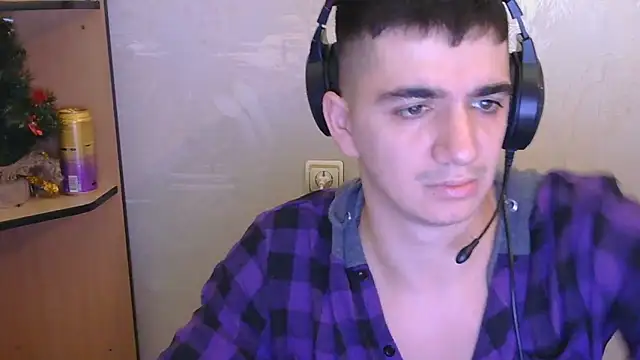 Victoria ooo online show from 10.31.25