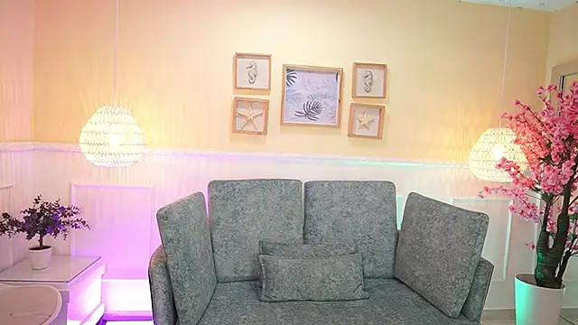 LoonaNyx online show from 09.19.25