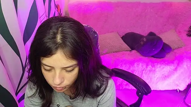 Snapshot of kathie_lozada chatting on 09.26.25 kathie lozada online show from 09.26.25