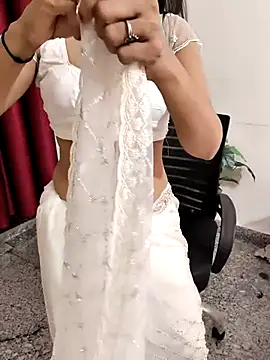 Snapshot of Shalu_G chatting on 09.13.25 Shalu G online show from 09.13.25