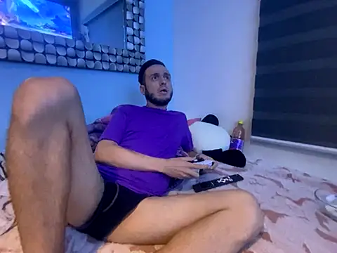 Snapshot of Alexitho25 chatting on 09.30.25 Alexitho25 online show from 09.30.25