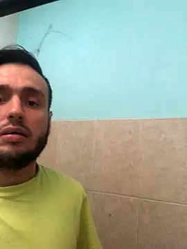 Snapshot of Alexitho25 chatting on 10.06.25 Alexitho25 online show from 10.06.25