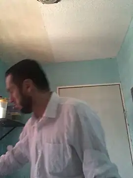 Snapshot of Alexitho25 chatting on 10.07.25 Alexitho25 online show from 10.07.25