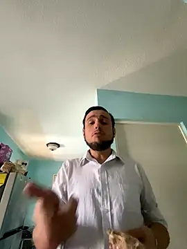 Snapshot of Alexitho25 chatting on 10.17.25 Alexitho25 online show from 10.17.25