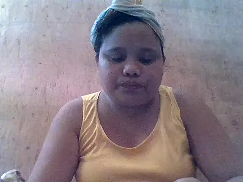 Snapshot of tender_amy chatting on 10.15.25 tender amy online show from 10.15.25