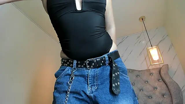 Snapshot of Lorber_ chatting on 09.28.25 Lorber  online show from 09.28.25