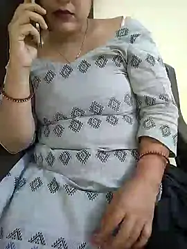 Diya-Sharmaa online show from 10.15.25