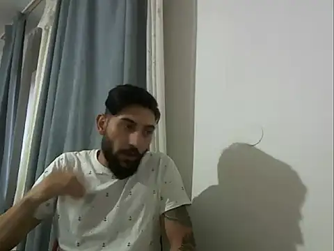 Snapshot of Alexgrc13 chatting on 10.03.25 Alexgrc13 online show from 10.03.25