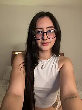 Just Isaa online show from 11.27.25