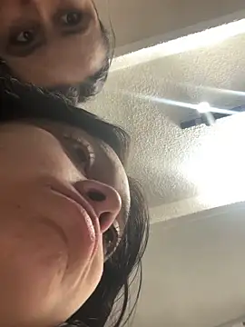 Emily Rivers  online show from 10.09.25