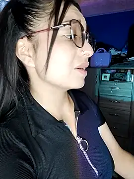 Snapshot of Mia___15 chatting on 09.08.25 Mia   15 online show from 09.08.25