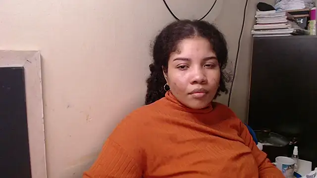 Snapshot of madelene chatting on 12.22.24 madelene online show from 12.22.24