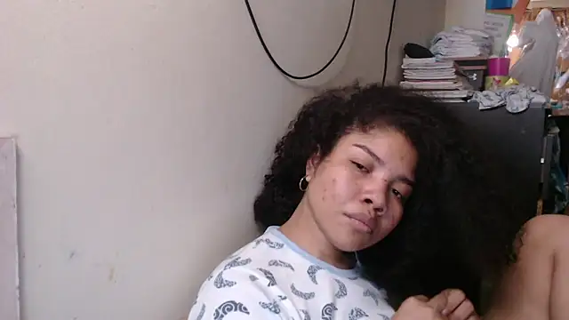 Snapshot of madelene chatting on 12.22.24 madelene online show from 12.22.24