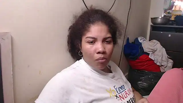 Snapshot of madelene chatting on 02.23.25 madelene online show from 02.23.25