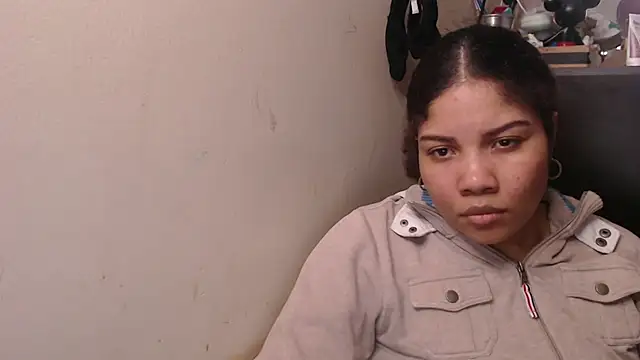 Snapshot of madelene chatting on 11.07.25 madelene online show from 11.07.25