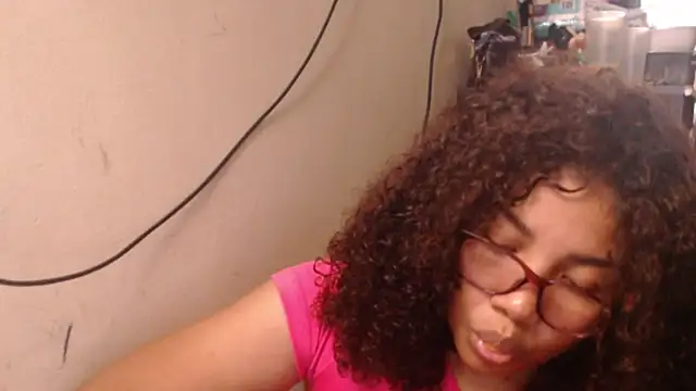 Snapshot of madelene chatting on 03.14.26 madelene online show from 03.14.26