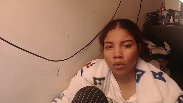 Snapshot of madelene chatting on 03.21.26 madelene online show from 03.21.26