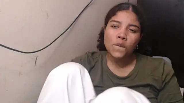 Snapshot of madelene chatting on 04.04.26 madelene online show from 04.04.26