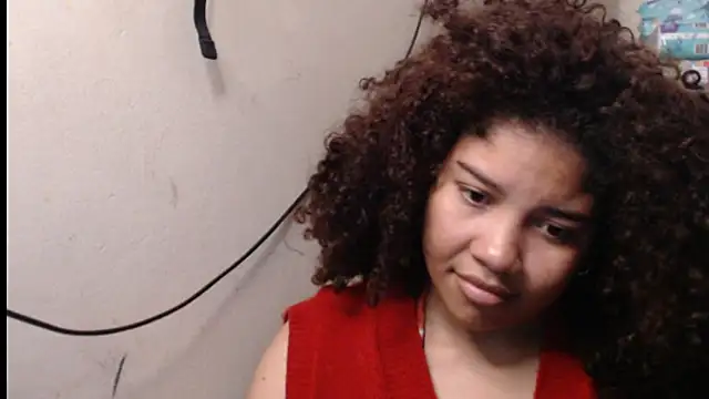 Snapshot of madelene chatting on 04.07.26 madelene online show from 04.07.26