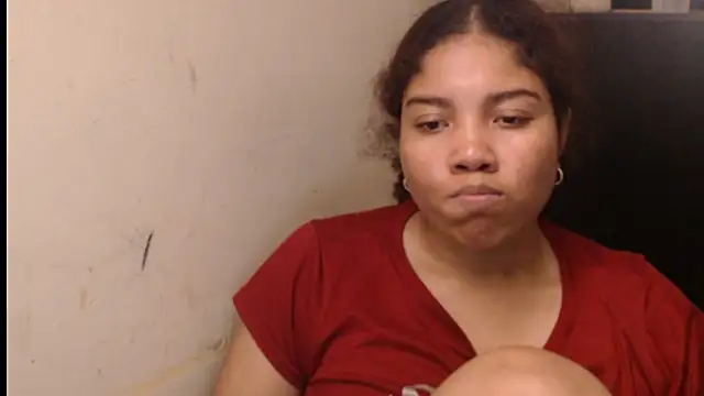 Snapshot of madelene chatting on 04.11.26 madelene online show from 04.11.26