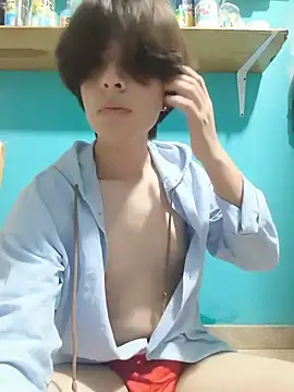 Snapshot of ethan_manovan chatting on 06.25.26 ethan manovan online show from 06.25.26