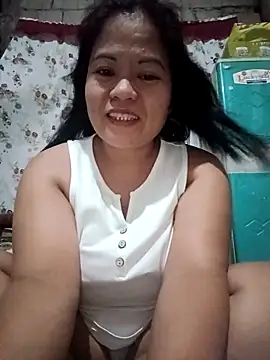 Snapshot of DignaRocero chatting on 09.29.25 DignaRocero online show from 09.29.25