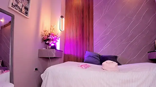 emma  rose1 online show from 09.18.25