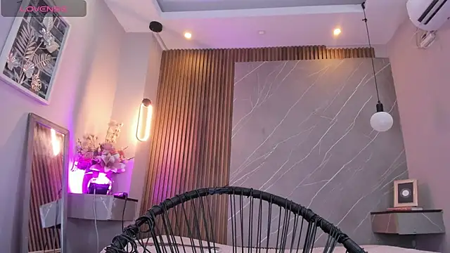 emma  rose1 online show from 11.25.25