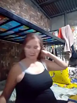 SexyHottMom online show from 04.16.26