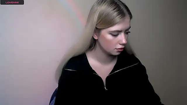 AliceHotty  online show from 12.02.25