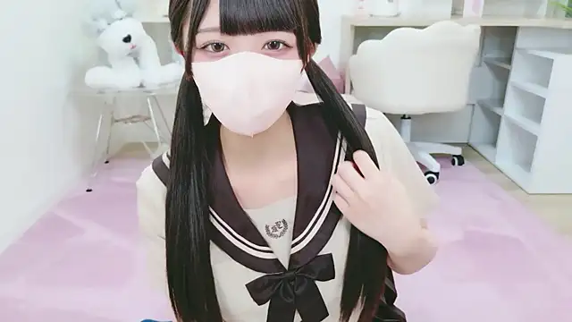 Snapshot of Reina_Fcup chatting on 10.24.25 Reina Fcup online show from 10.24.25