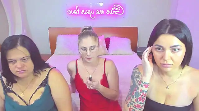 Your Exstasy online show from 10.22.25