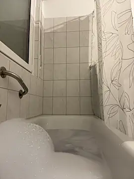 Emilia Mausi online show from 02.22.26