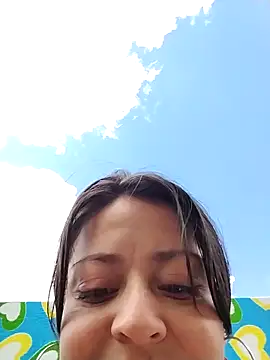 MiaWelkin online show from 10.15.25